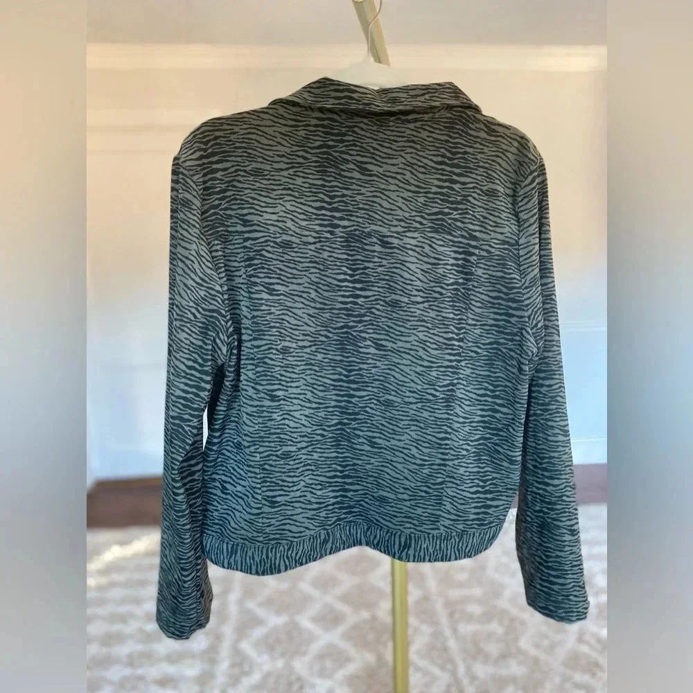 Vintage David Paul Zebra Jacket Scandi Quiet Luxury London Fall Capsule Wardrobe